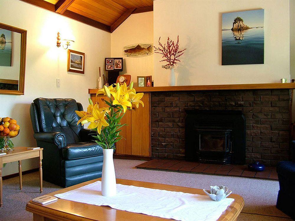 Avarest Bed & Breakfast Сейнт Арнауд Екстериор снимка