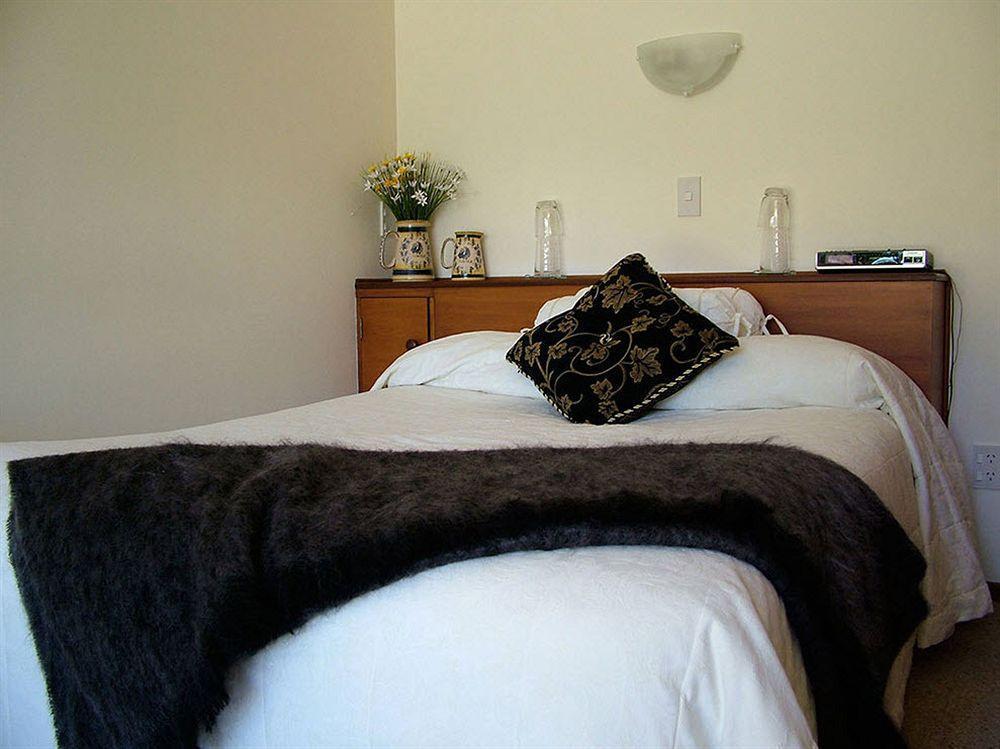 Avarest Bed & Breakfast Сейнт Арнауд Екстериор снимка